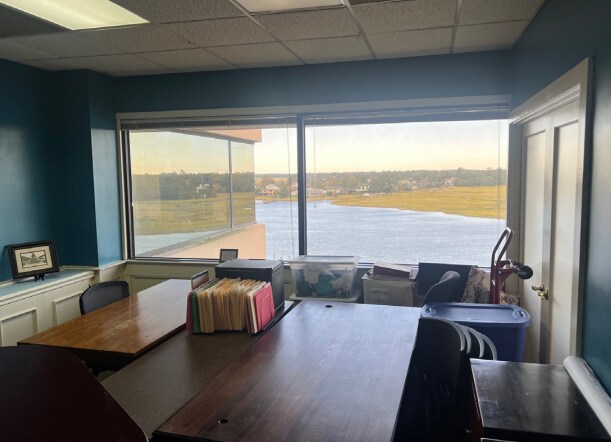 More Photos Of 147 Wappoo Creek Dr, Charleston Medical For Sale