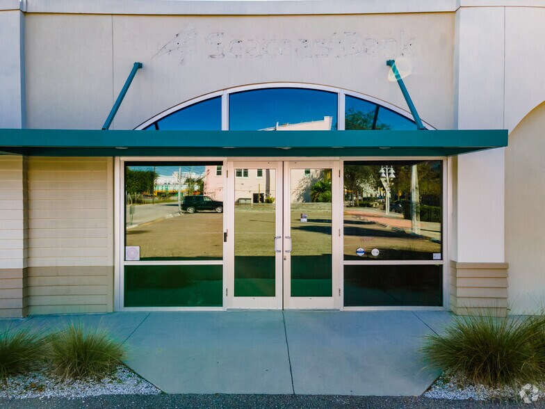 More Photos Of 965 Central Ave, Saint Petersburg Office For Lease