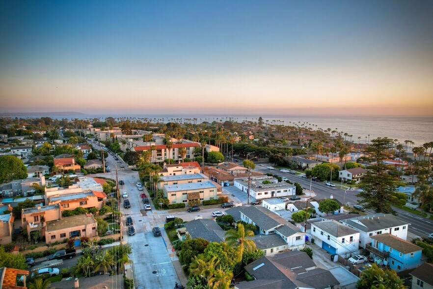 More Photos Of 428-438 Rosemont St, La Jolla Apartments For Sale