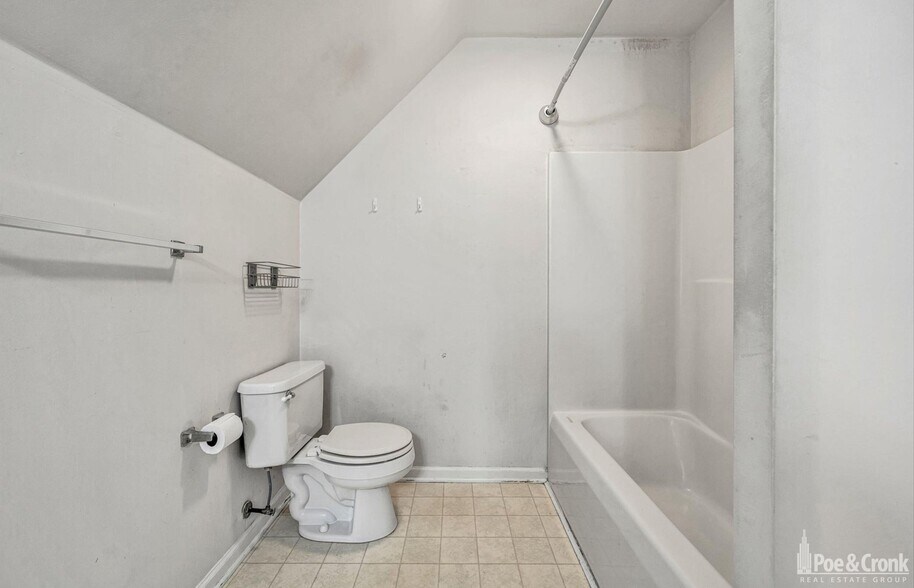 More Photos Of 1314 Archbold Ave NE, Roanoke Apartments For Sale