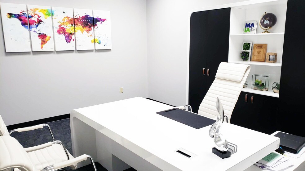 More Photos Of 1000 W Saint Joseph St, Lansing Medical For Lease