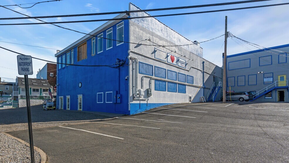More Photos Of 1 American Legion Dr, Keyport General Retail For Lease