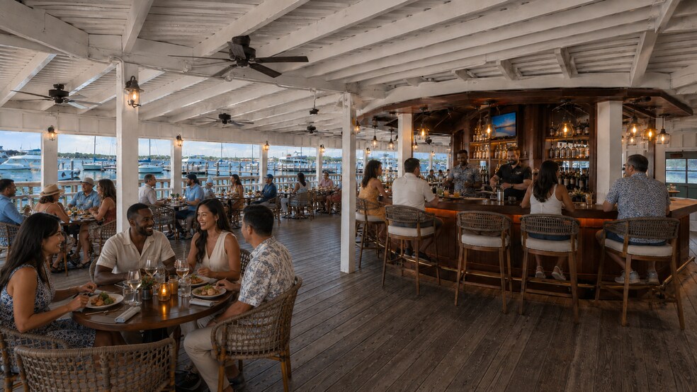 More Photos Of 37 Mazatlan Dr, Rockport Marina For Sale