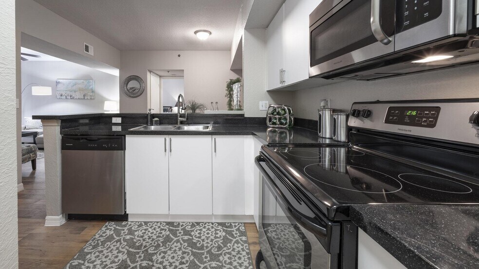 More Photos Of 5501 110th Ave N, Pinellas Park Apartments For Sale