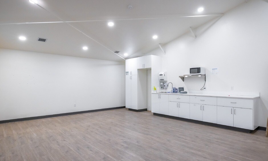 More Photos Of 7341 Industrial Way, Pemberton Distribution For Lease