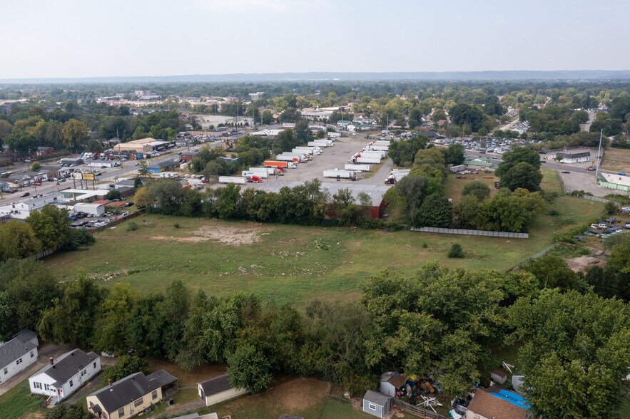More Photos Of 3511 7th Street Rd, Louisville Land For Sale