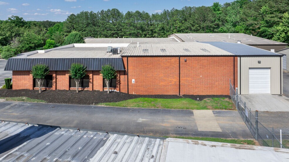 More Photos Of 5350 Webb Pky, Lilburn Flex For Sale