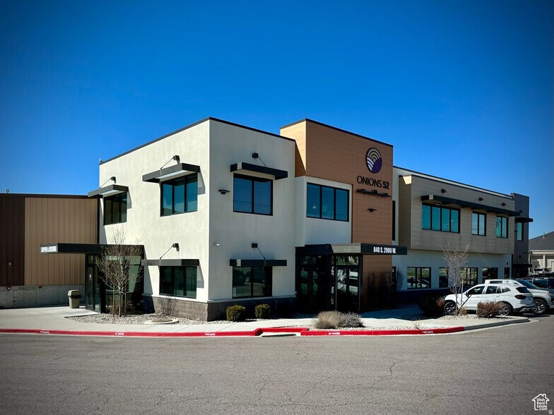 Primary Photo Of 848 S 2000 W, Syracuse Unknown For Lease