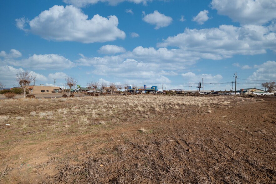 More Photos Of 2285 S Highway 97, Redmond Land For Sale