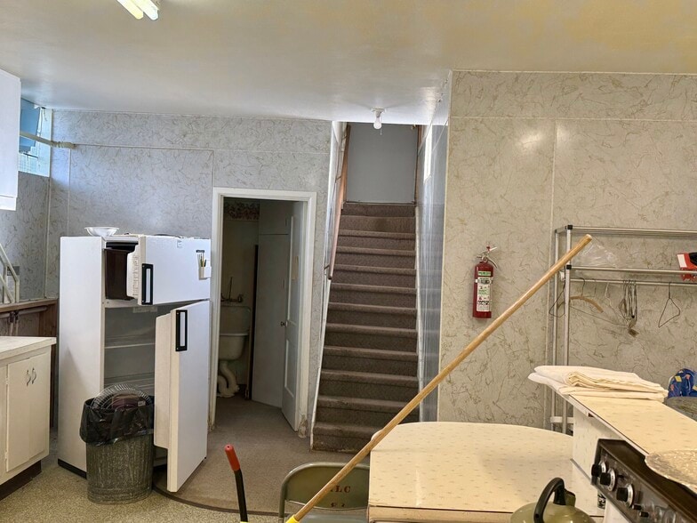 More Photos Of 209 1st N st, Hingham Religious Facility For Sale