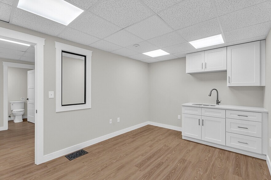 More Photos Of 2-4 Mary E Clark Dr, Hampstead Medical For Sale