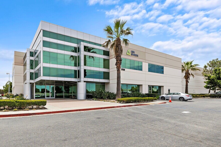More Photos Of 1709 Apollo Ct, Seal Beach Manufacturing For Lease