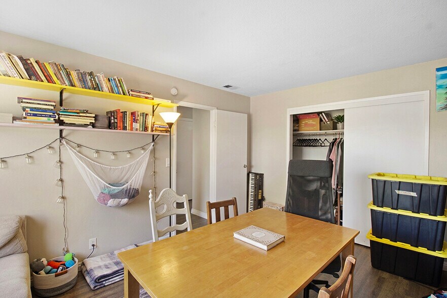 More Photos Of 1920 Latham St, Mountain View Apartments For Sale