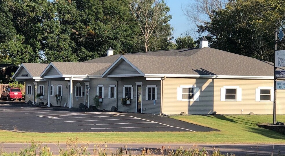 More Photos Of 3011 S Main St, Rice Lake Office For Lease