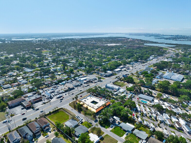 More Photos Of 5666 Seminole Blvd, Seminole Office For Sale