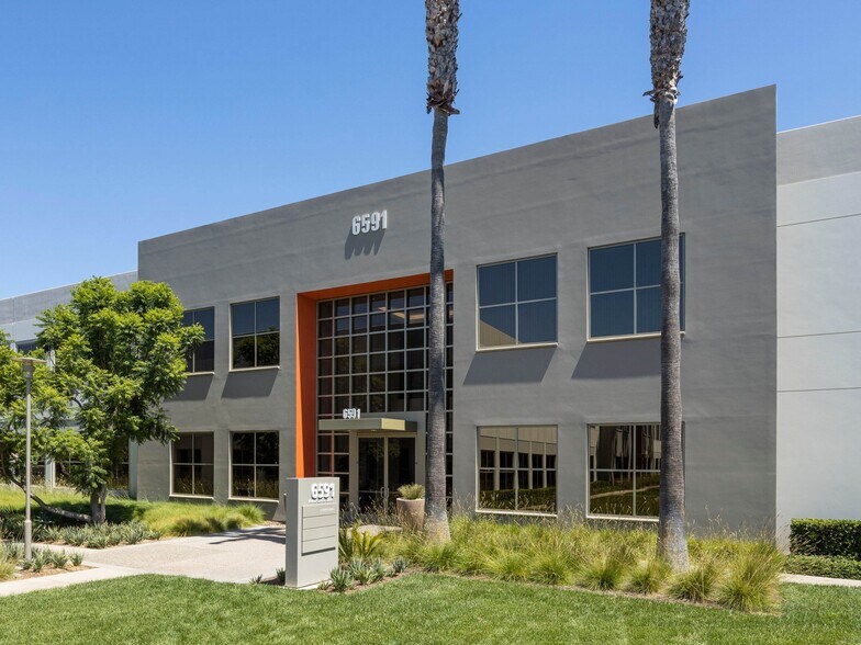 More Photos Of 46 Discovery, Irvine Unknown For Lease