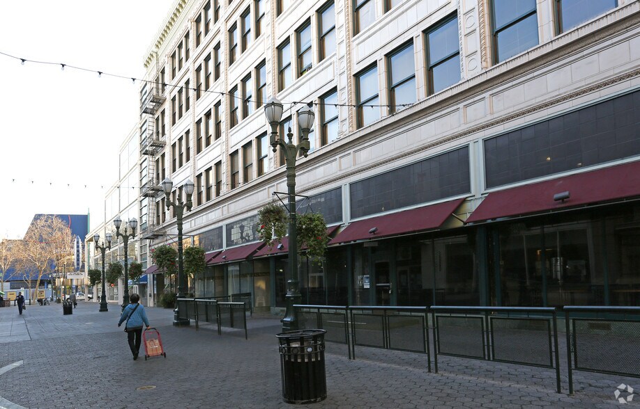 More Photos Of 200-210 S 1st St, San Jose Apartments For Lease