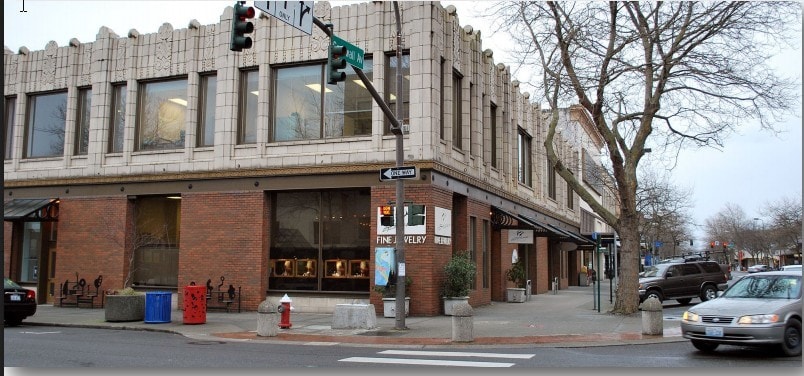 Primary Photo Of 1307 Cornwall Ave, Bellingham Office Residential For Lease