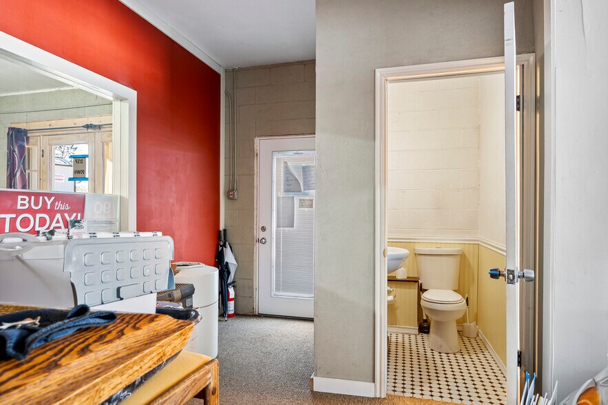 More Photos Of 1157 S Main St, Cedar City Auto Repair For Sale