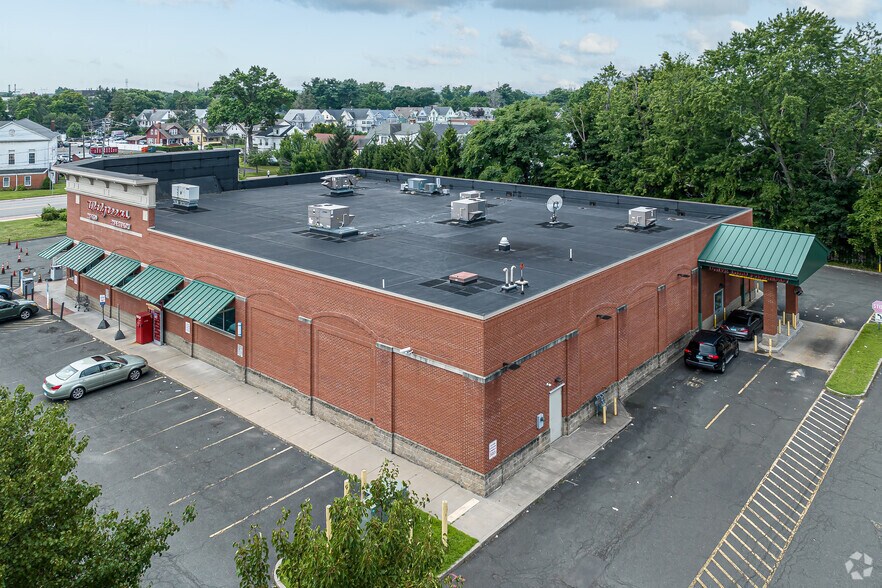 More Photos Of 20 Connecticut Blvd, East Hartford Drugstore For Sale