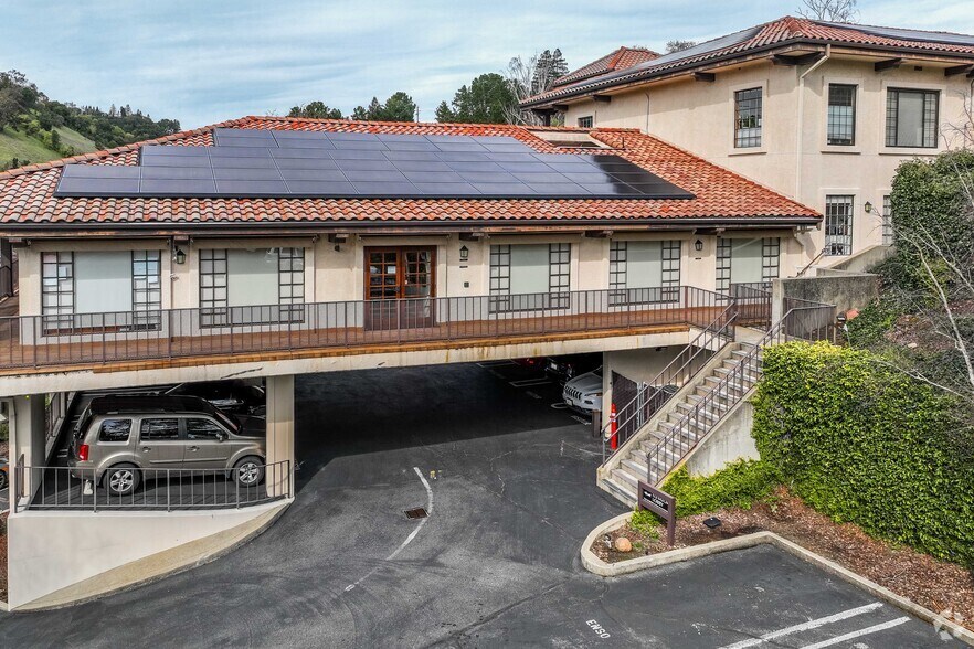 More Photos Of 89 Davis Rd, Orinda Medical For Sale