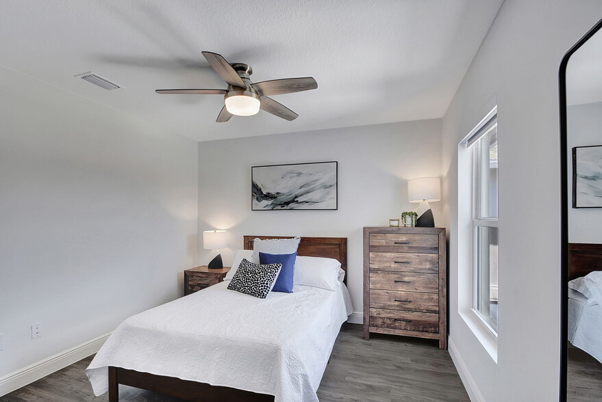 More Photos Of 3871 Patio Ct, Lake Worth Apartments For Sale