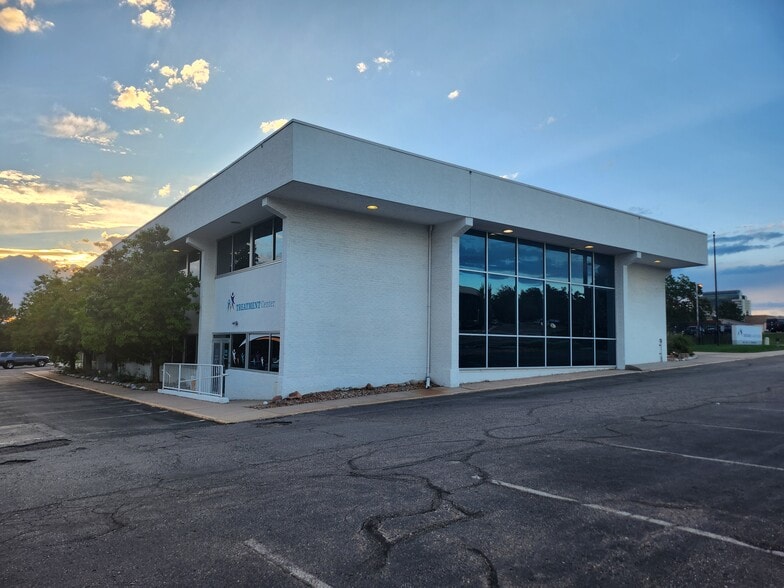 More Photos Of 6911 S Yosemite St, Centennial Office For Sale
