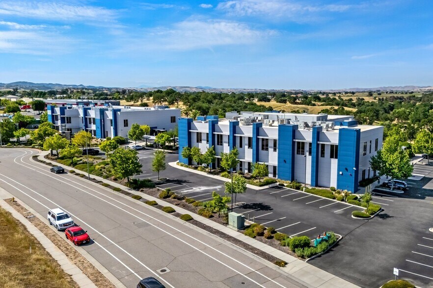 More Photos Of , Paso Robles Office For Sale