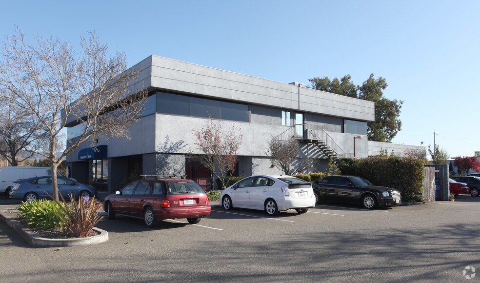 More Photos Of 5755 Redwood Dr, Rohnert Park Storefront Retail Office For Lease