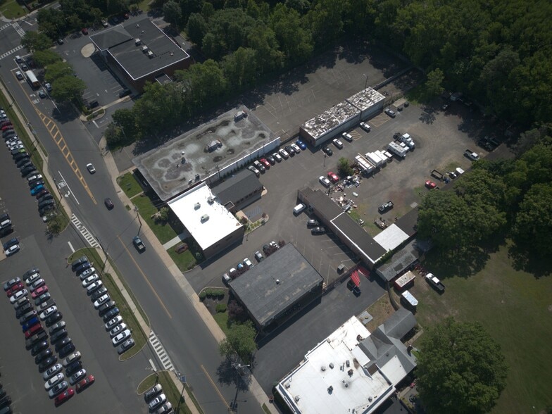 More Photos Of 2127 Hamilton Ave, Hamilton Office For Sale