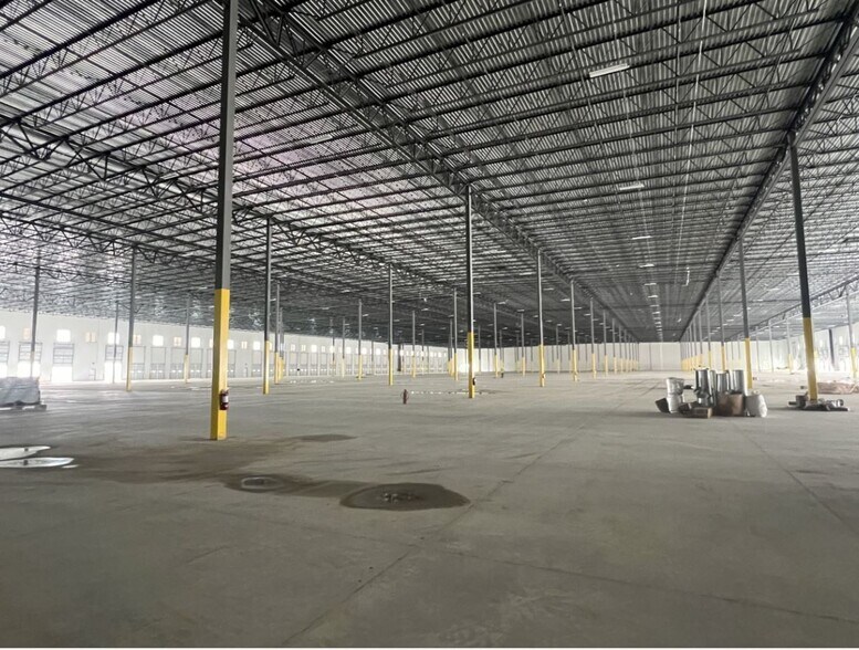 More Photos Of 22867 IH-35, Schertz Industrial For Lease