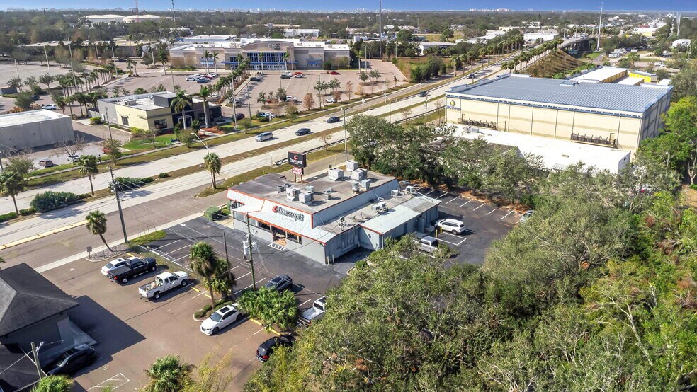 More Photos Of 2901 Tyrone Blvd, Saint Petersburg Restaurant For Sale