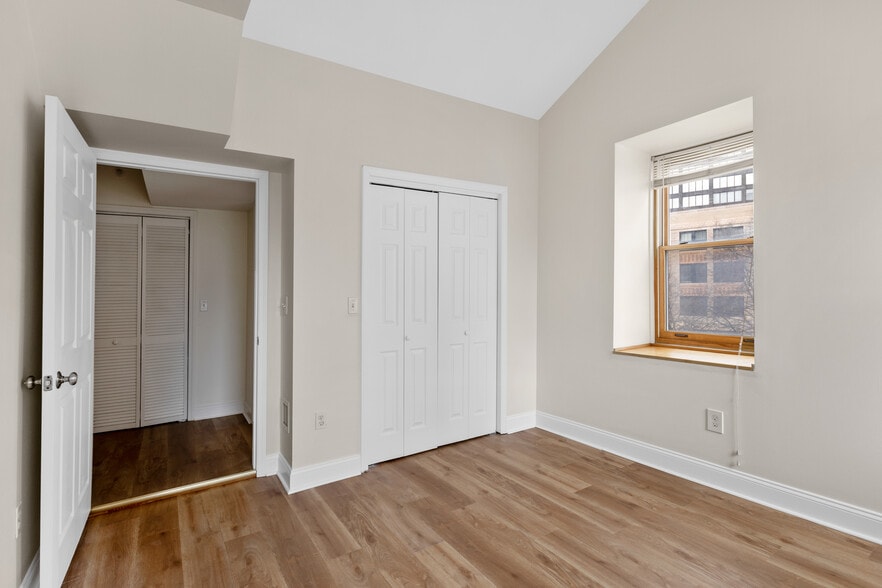 More Photos Of 111 Pine St, Albany Multifamily For Sale
