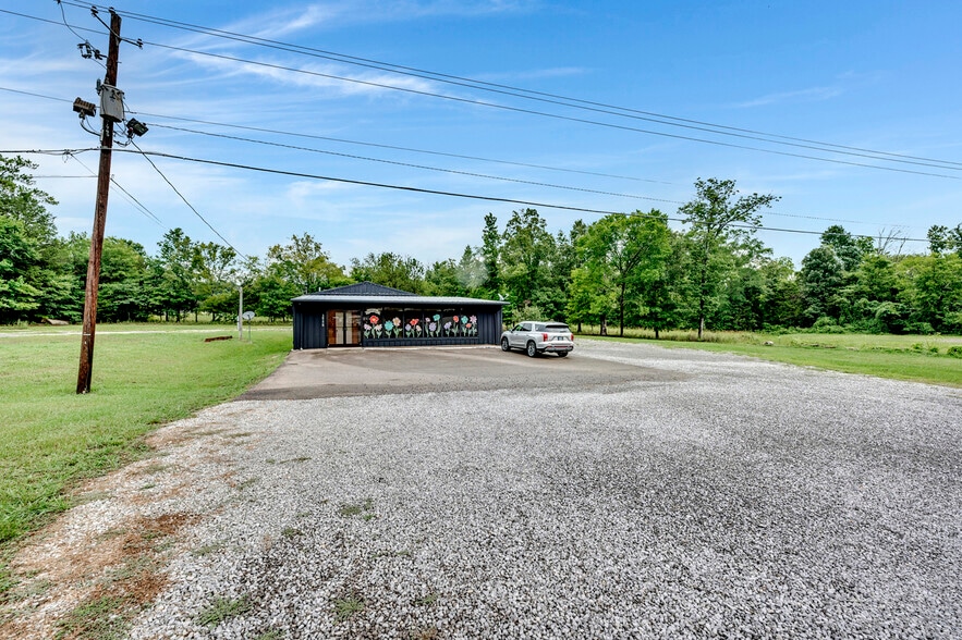 More Photos Of 38178 Us Highway 231, Ashville Freestanding For Sale