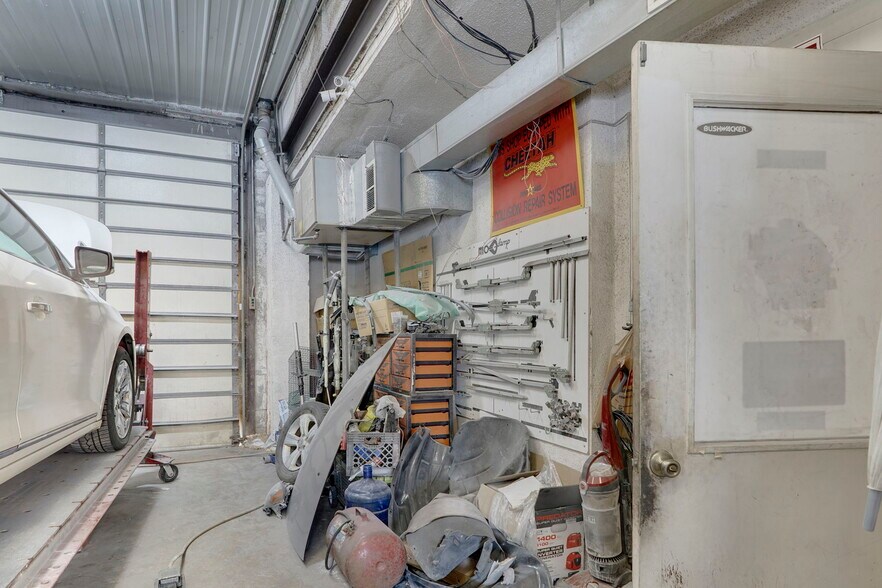 More Photos Of 3595 Broadway, Gary Industrial For Sale