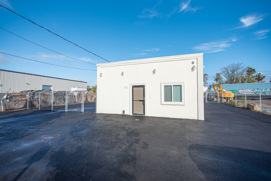 More Photos Of 141 Pine Aire Dr, Bay Shore Storefront Retail Office For Sale