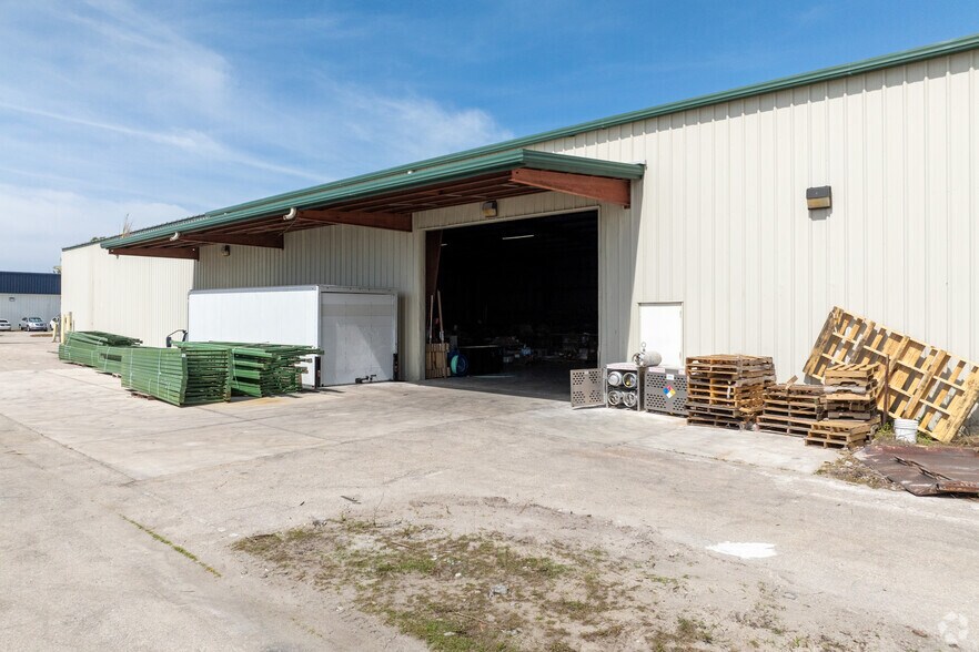 More Photos Of 17061 Alico Center Rd, Fort Myers Unknown For Lease