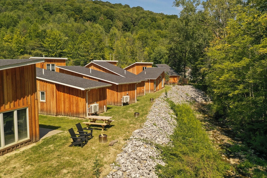 More Photos Of 6881 NY-242, Ellicottville Hotel For Sale