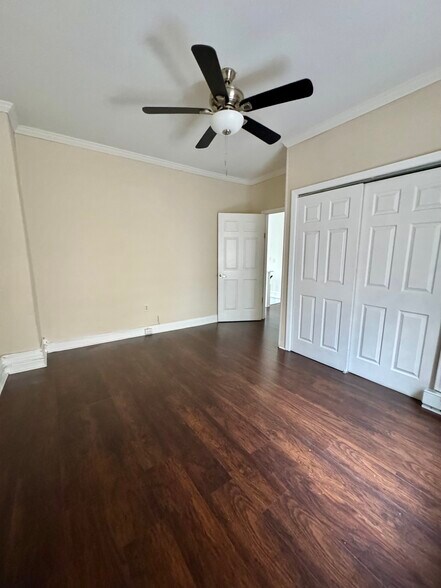 More Photos Of 443 N 7th St, Allentown Storefront Retail Residential For Sale