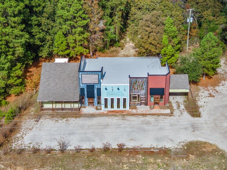 More Photos Of 700 NW Loop 564, Mineola Flex For Sale