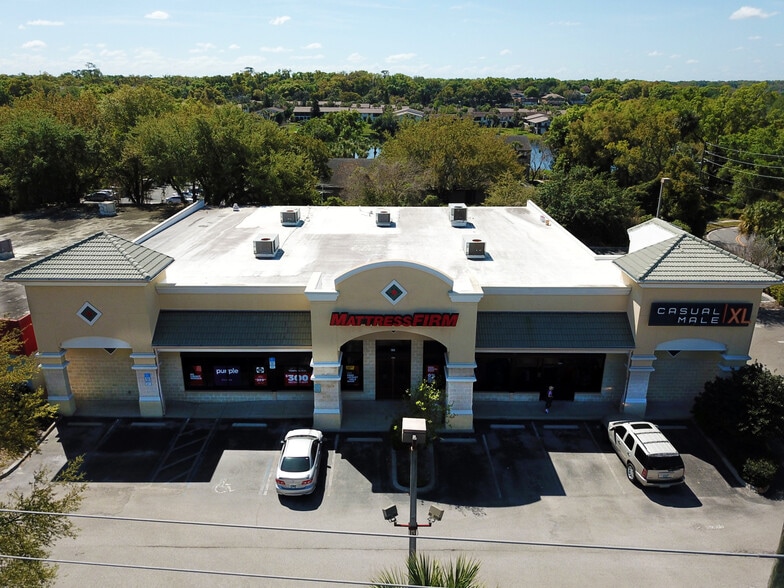 More Photos Of 620 E Altamonte Dr, Altamonte Springs Storefront For Lease