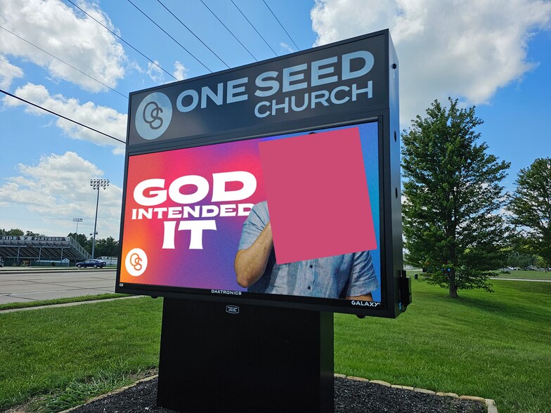 More Photos Of 1215 Tom Ginnever Ave, O'Fallon Religious Facility For Lease