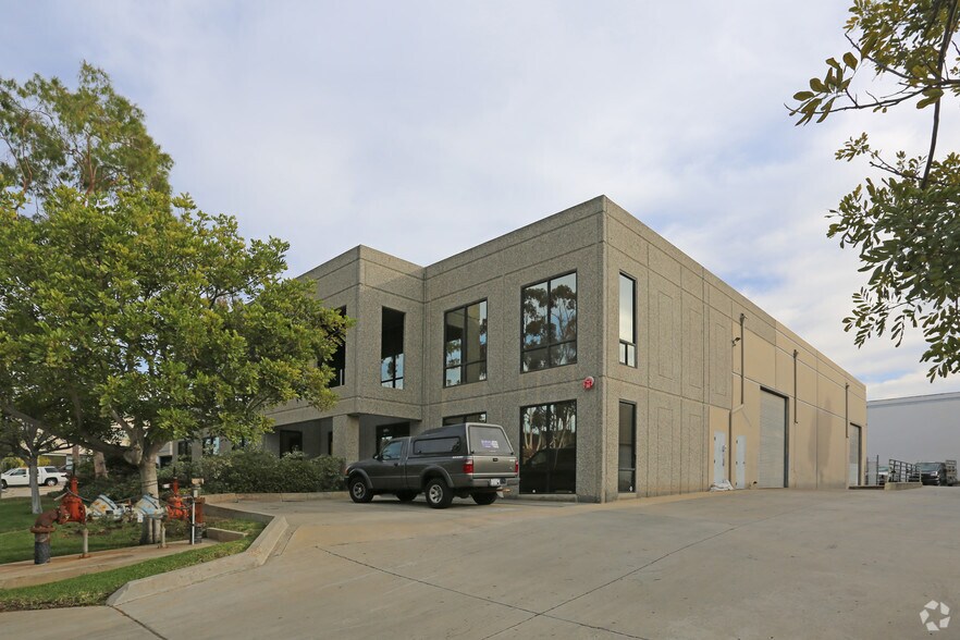 Primary Photo Of 7765 Arjons Dr, San Diego Manufacturing For Lease