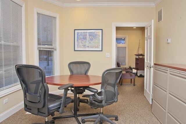 More Photos Of 418-420 W Clayton St, Waukegan Office For Sale