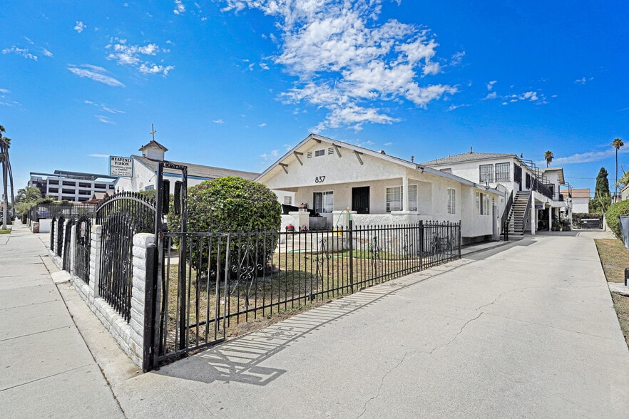 Primary Photo Of 837 W 85th St, Los Angeles Apartments For Sale