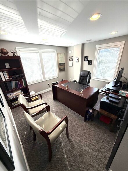 More Photos Of 280 Smithtown Blvd, Nesconset Medical For Sale