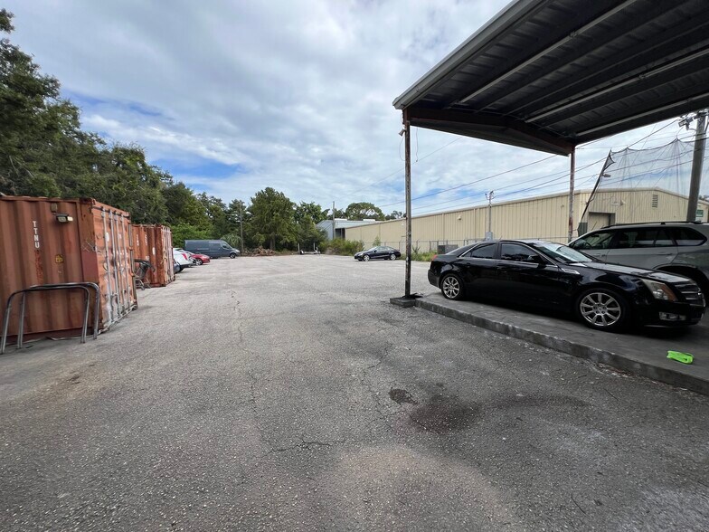 More Photos Of 2850 Roosevelt Blvd, Clearwater Freestanding For Sale