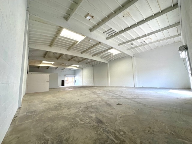 More Photos Of 330 W 131st St, Los Angeles Warehouse For Sale