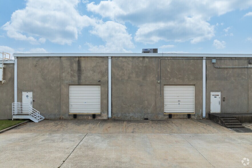 More Photos Of 2600 McHale Ct, Austin Unknown For Lease