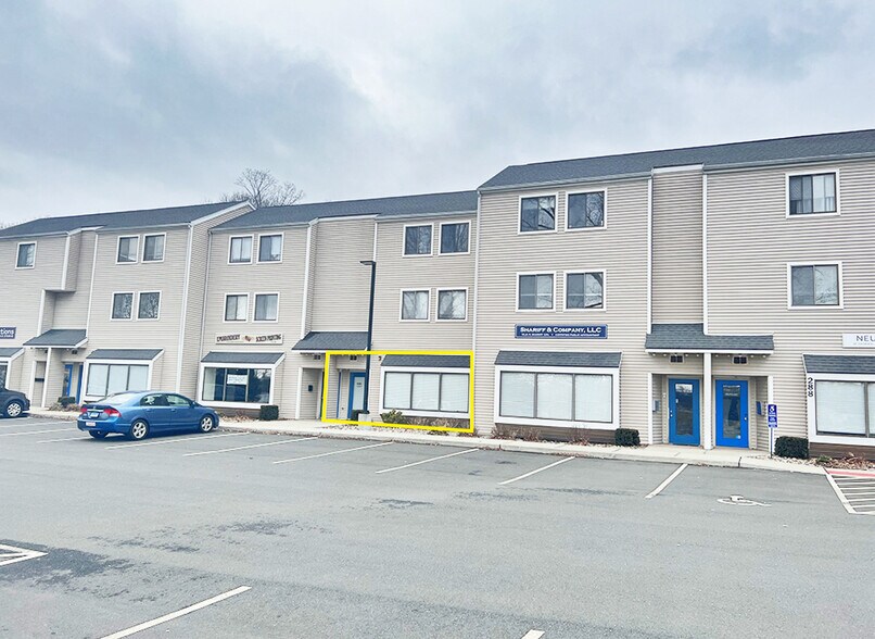 More Photos Of 288 E Main St, Branford Office For Lease
